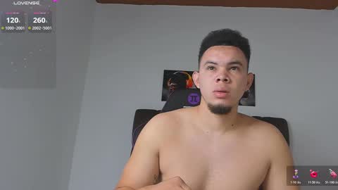 Jhonatan80  online show from 4, 11, 2025