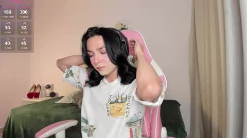 Jiggly online show from 11, 10, 2025