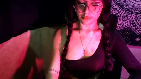 jillian_fuckdoll online show from 17, 6, 2026