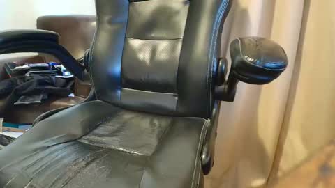 Snapshot of jim74122 chatting on 25, 3, 2026 jim74122 online show from 25, 3, 2026