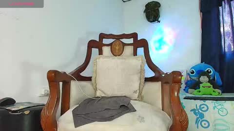 Jimm  Independent Model  online show from 2, 10, 2025