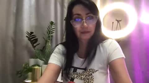 jinaluv online show from 16, 5, 2026