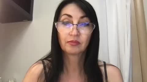 jinaluv online show from 5, 6, 2026