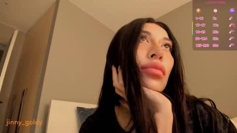 MY NEW INSTA jinny goldy online show from 1, 3, 2025