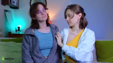 Hey Guys We are Julia ginger  Tina brunette online show from 31, 5, 2026