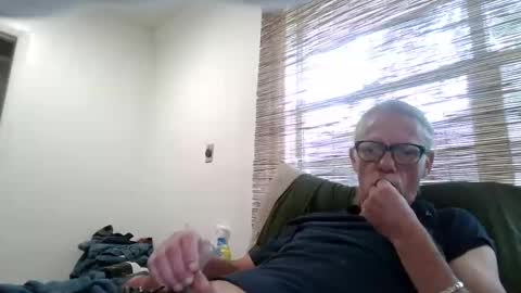 jizzmitten5 online show from 11, 9, 2025