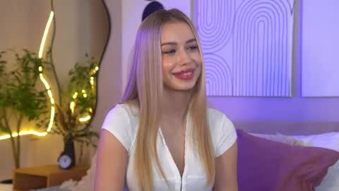 Snapshot of jjennnyy chatting on 26, 5, 2026 Jenny online show from 26, 5, 2026