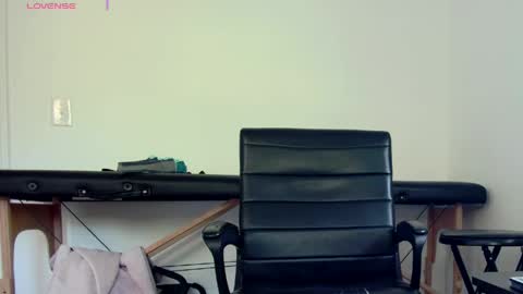 Snapshot of jjjust4fun1985 chatting on 28, 5, 2026 Nicole Allen online show from 28, 5, 2026