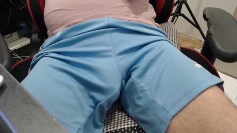 jlouis759 online show from 12, 12, 2024