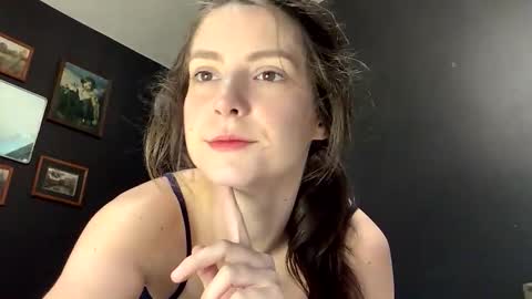 jlynn1997 online show from 15, 4, 2026