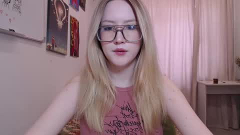 joan_kiss online show from 14, 5, 2026