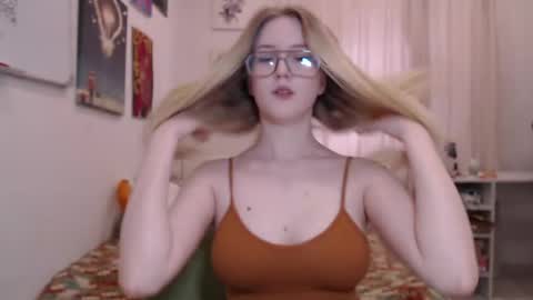 joan_kiss online show from 29, 5, 2026