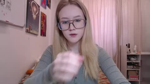 joan_kiss online show from 31, 5, 2026