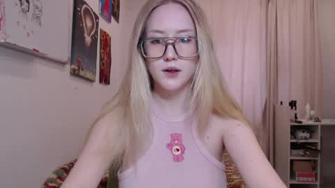 joan_kiss online show from 5, 6, 2026
