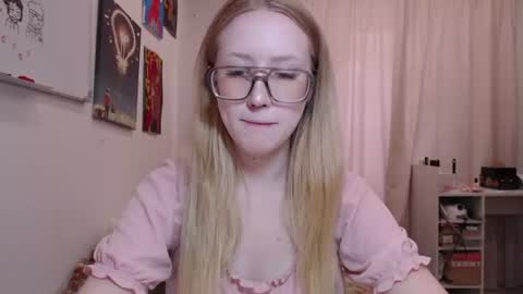 joan_kiss online show from 2, 8, 2026