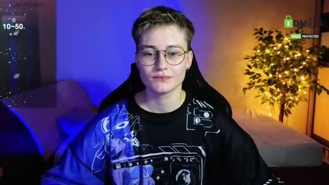 Snapshot of joan_night chatting on 22, 12, 2025 J online show from 22, 12, 2025