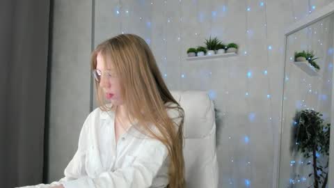 Snapshot of joann_shermann chatting on 26, 10, 2025 joann_shermann online show from 26, 10, 2025