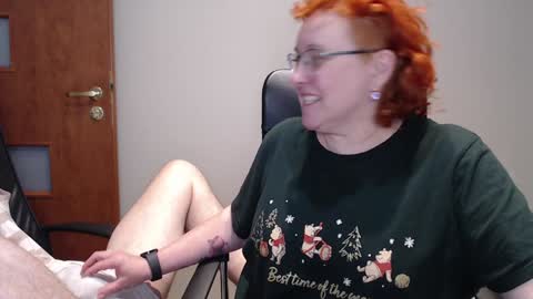 Snapshot of joannaandneighbour chatting on 30, 12, 2024 Joanna and Greg online show from 30, 12, 2024