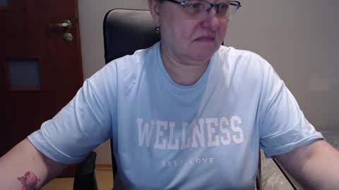 Snapshot of joannaandneighbour chatting on 31, 1, 2025 Joanna and Greg online show from 31, 1, 2025