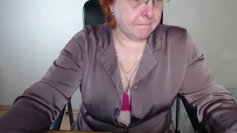 Snapshot of joannaandneighbour chatting on 10, 3, 2025 Joanna and Greg online show from 10, 3, 2025