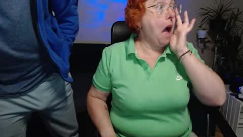 Snapshot of joannaandneighbour chatting on 28, 9, 2025 Joanna and Greg online show from 28, 9, 2025