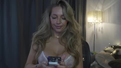 Joanne online show from 16, 11, 2025