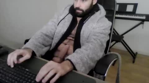 Snapshot of joaodias_18 chatting on 5, 1, 2026 joaodias_18 online show from 5, 1, 2026