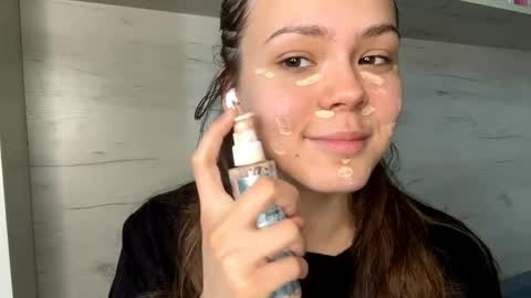 Mila online show from 25, 4, 2026