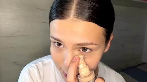 Mila online show from 27, 7, 2026