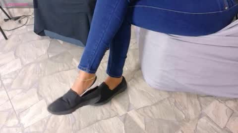 Jhulia online show from 13, 2, 2026