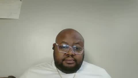 Snapshot of joe25123 chatting on 8, 3, 2026 joe25123 online show from 8, 3, 2026