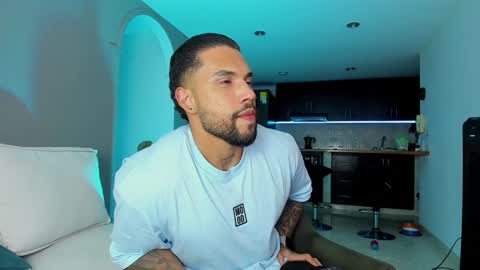 joe_esthetic online show from 28, 1, 2025