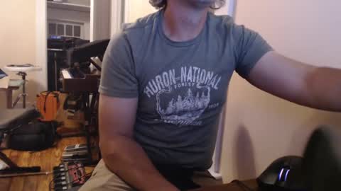 Snapshot of joebo7575 chatting on 6, 10, 2025 joebo7575 online show from 6, 10, 2025