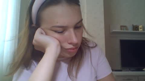 Jennifer online show from 26, 9, 2025