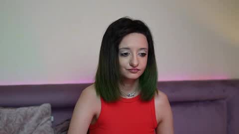  Joelle  online show from 22, 4, 2026