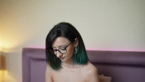  Joelle  online show from 8, 6, 2026