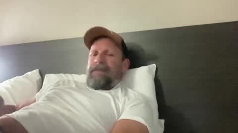 joestros online show from 10, 4, 2026