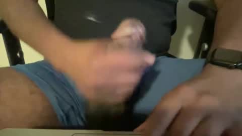 Snapshot of joeylyons chatting on 19, 12, 2025 joeylyons online show from 19, 12, 2025