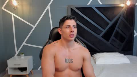 Johan Williams online show from 3, 12, 2024