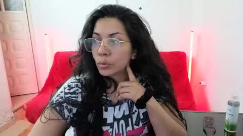 Snapshot of johana_collins chatting on 5, 3, 2026 johana_collins online show from 5, 3, 2026