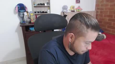 JOHAN independient model online show from 26, 3, 2026