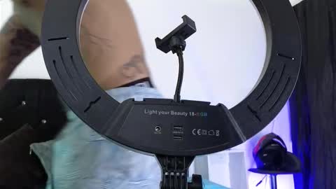 John  online show from 30, 9, 2025