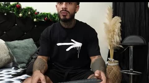 John  online show from 14, 12, 2025