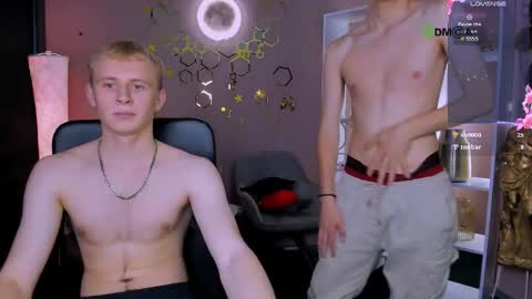 Snapshot of john_lik chatting on 21, 5, 2026 John online show from 21, 5, 2026