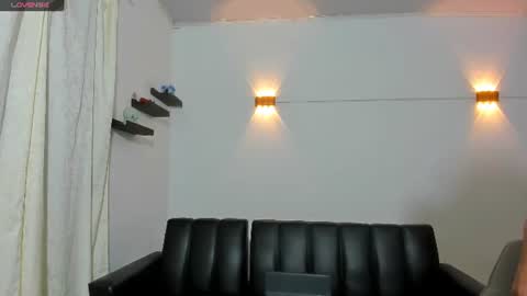Snapshot of john_ssnow29 chatting on 24, 6, 2026 john_ssnow29 online show from 24, 6, 2026
