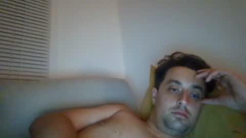 Snapshot of johndean1993 chatting on 11, 7, 2026 johndean1993 online show from 11, 7, 2026