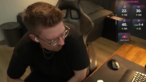 Jones online show from 23, 9, 2025