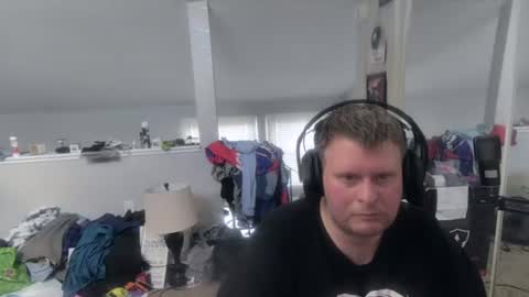 johnfernandez784 online show from 19, 6, 2026
