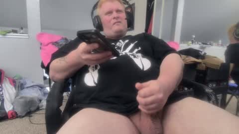 johnfernandez784 online show from 17, 7, 2026