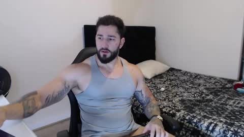 Snapshot of johnklleyn chatting on 21, 12, 2024 john online show from 21, 12, 2024